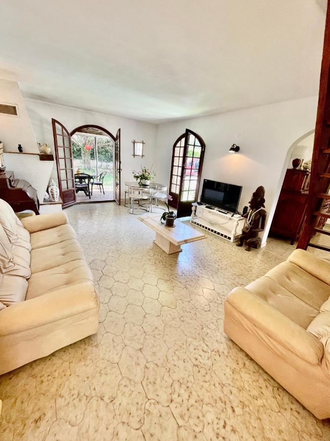 Maison En Provence Avec Piscine Le Beausset Eksteriør billede